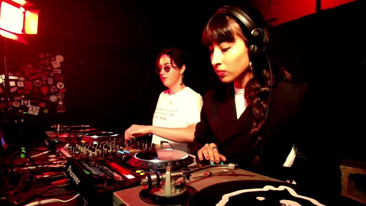 GLOMYLICIOUS E09 with GLO MY b2b ANNY DE LUX