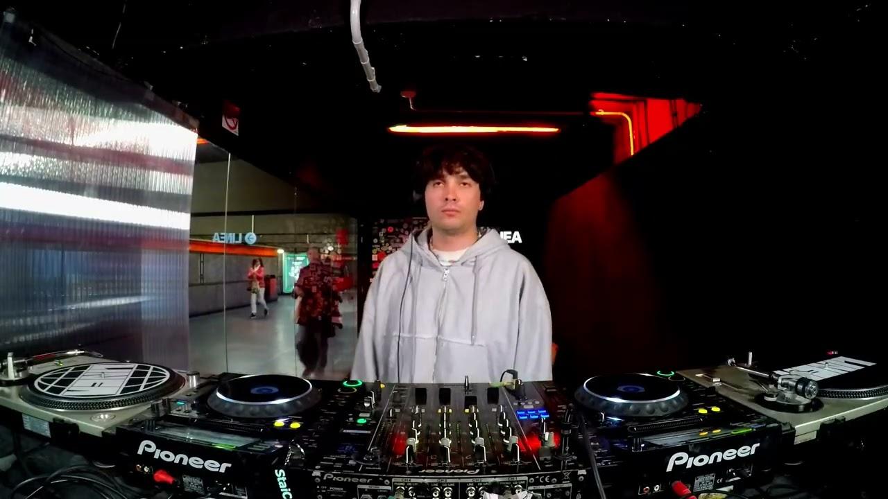PACO E01
