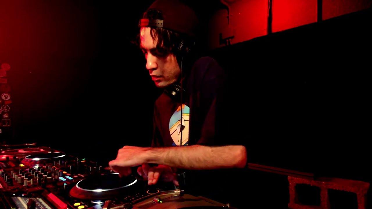 TENSIONE COLLECTIVE pres. LINEA TAKEOVER with JOHNNY KICK