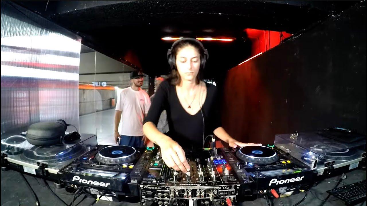 GESTALT E12 with ACIDALIA b2b ALIMAC