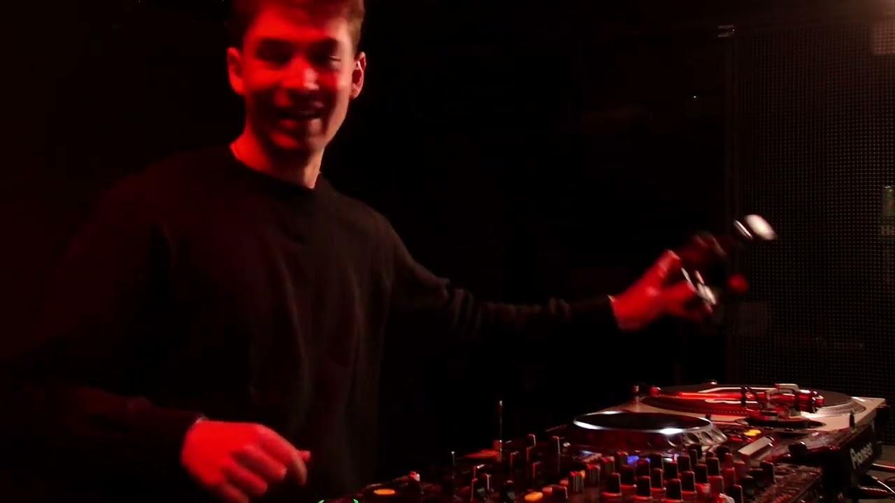 NPLGD E03 with PETER LC
