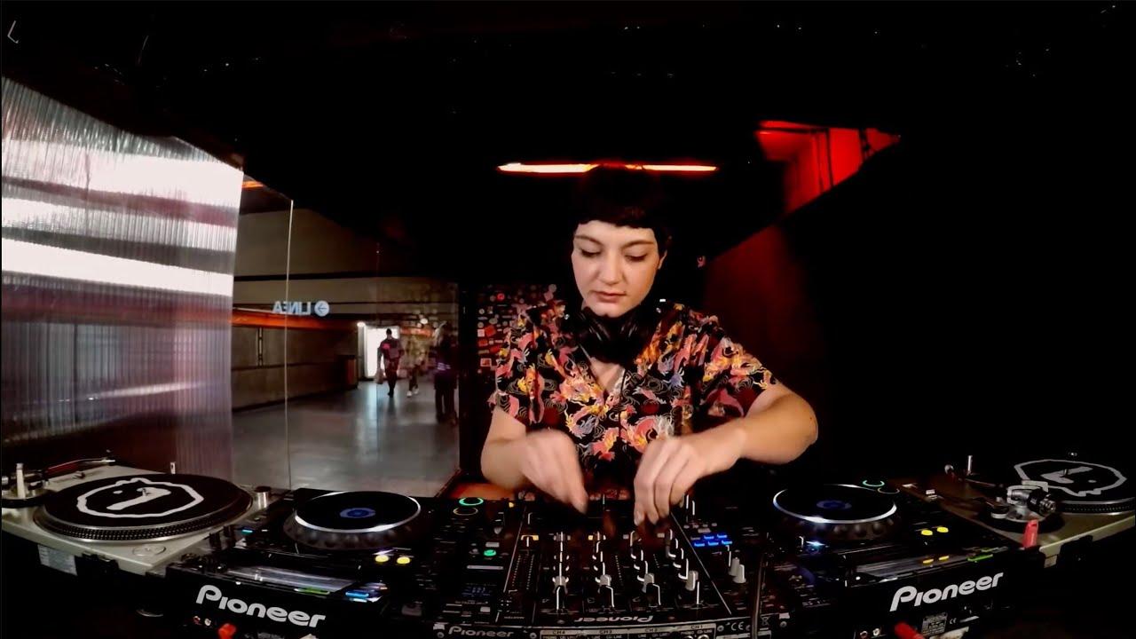 DJ ANKLES