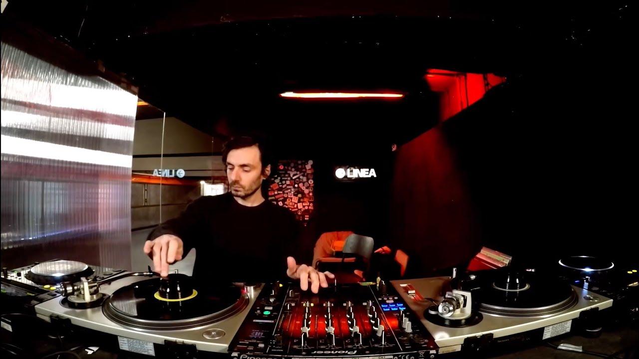 DETAILS SOUND pres. MUTAFORMA with A HAND