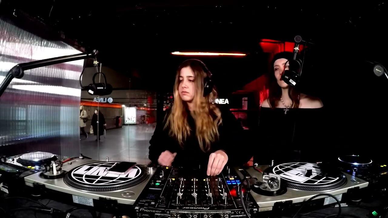 CHIT & CHAT E03 with BRUNA and SABINA