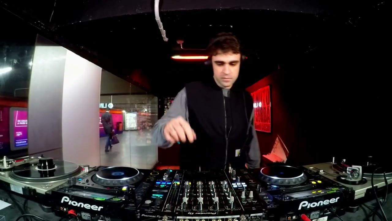 GIORGIO DI MAJO pres. TRANSIT E09 with GIAMS