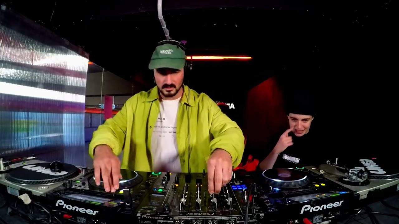 JUNGLE MODULATOR with KILIAN b2b VELLI REASON WIES