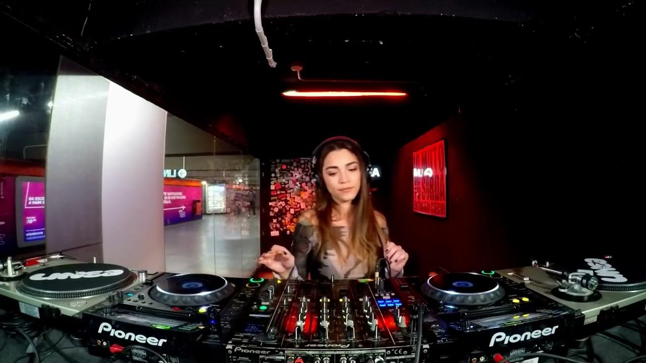 YLENIA EVANGELISTA