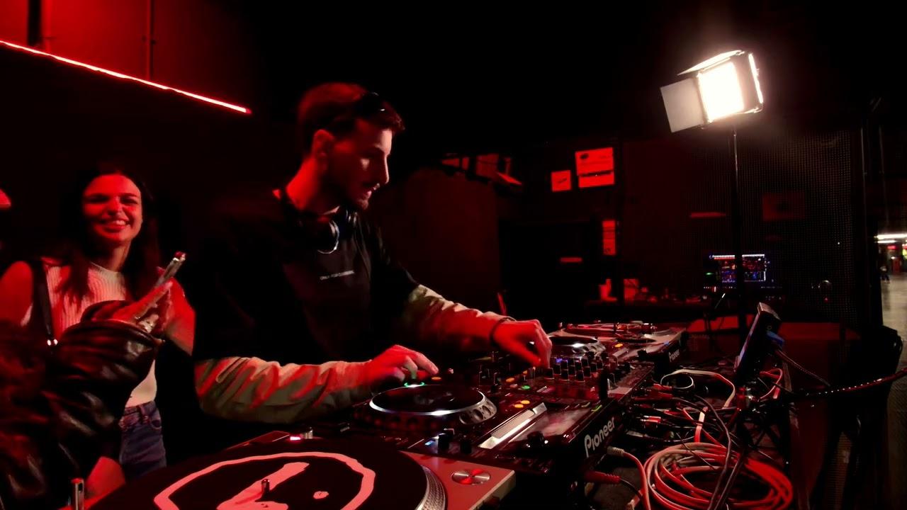 GESTALT MEETS LINEA for MDW with PIEROPIEE