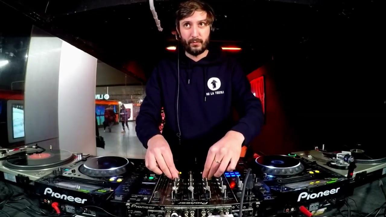 KOMOREBI E11 with SIMONE LUNGHI