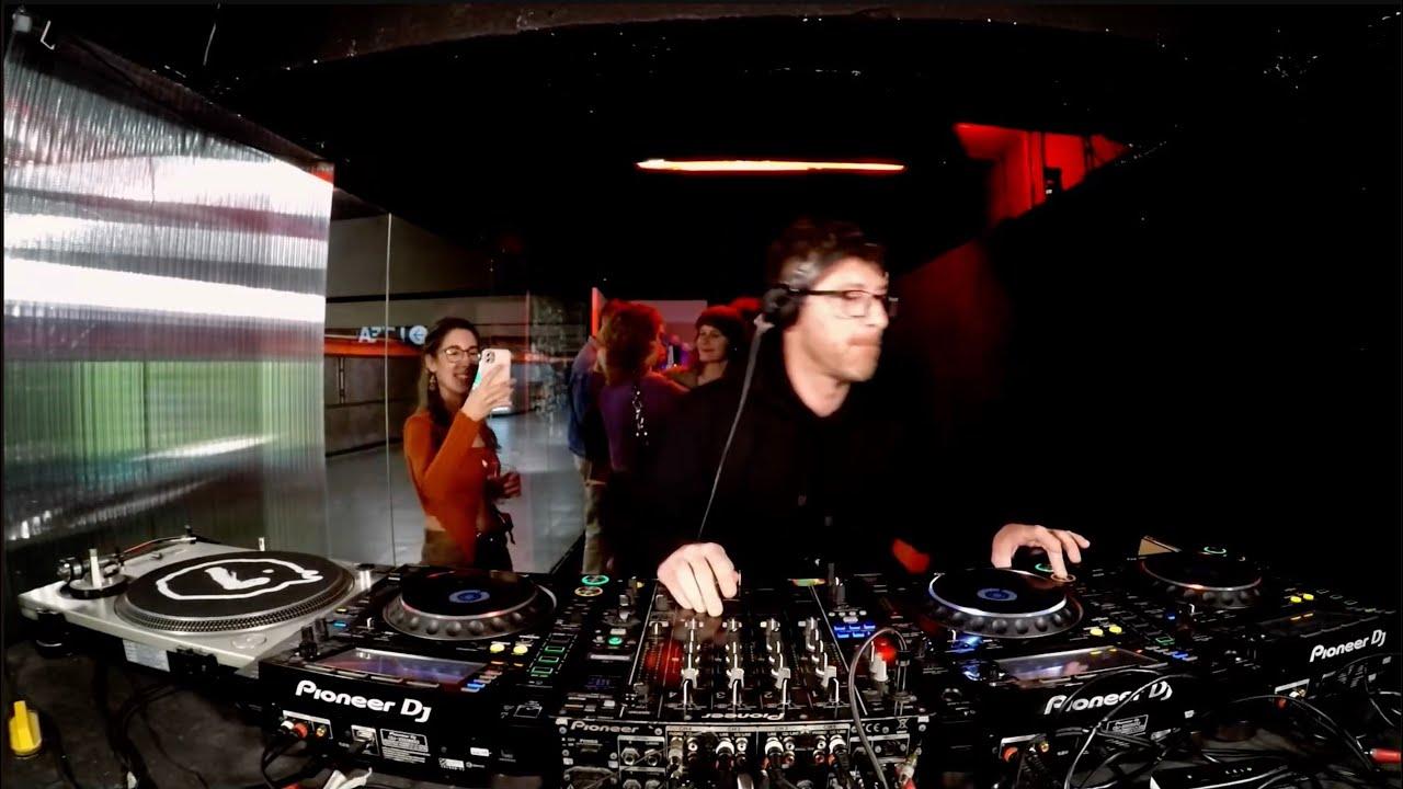 THIS IS DNB pres. LINEA TAKEOVER with TODE (MOTHER INC.)
