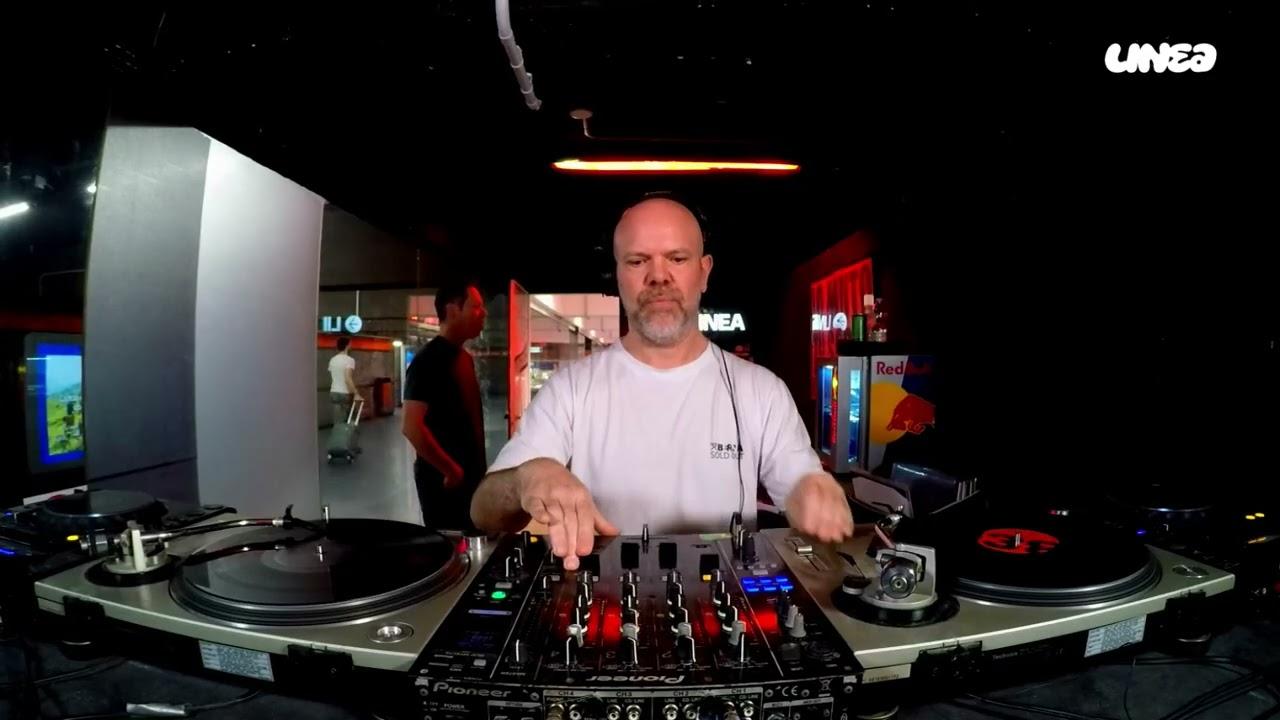 GROOVEBOX
