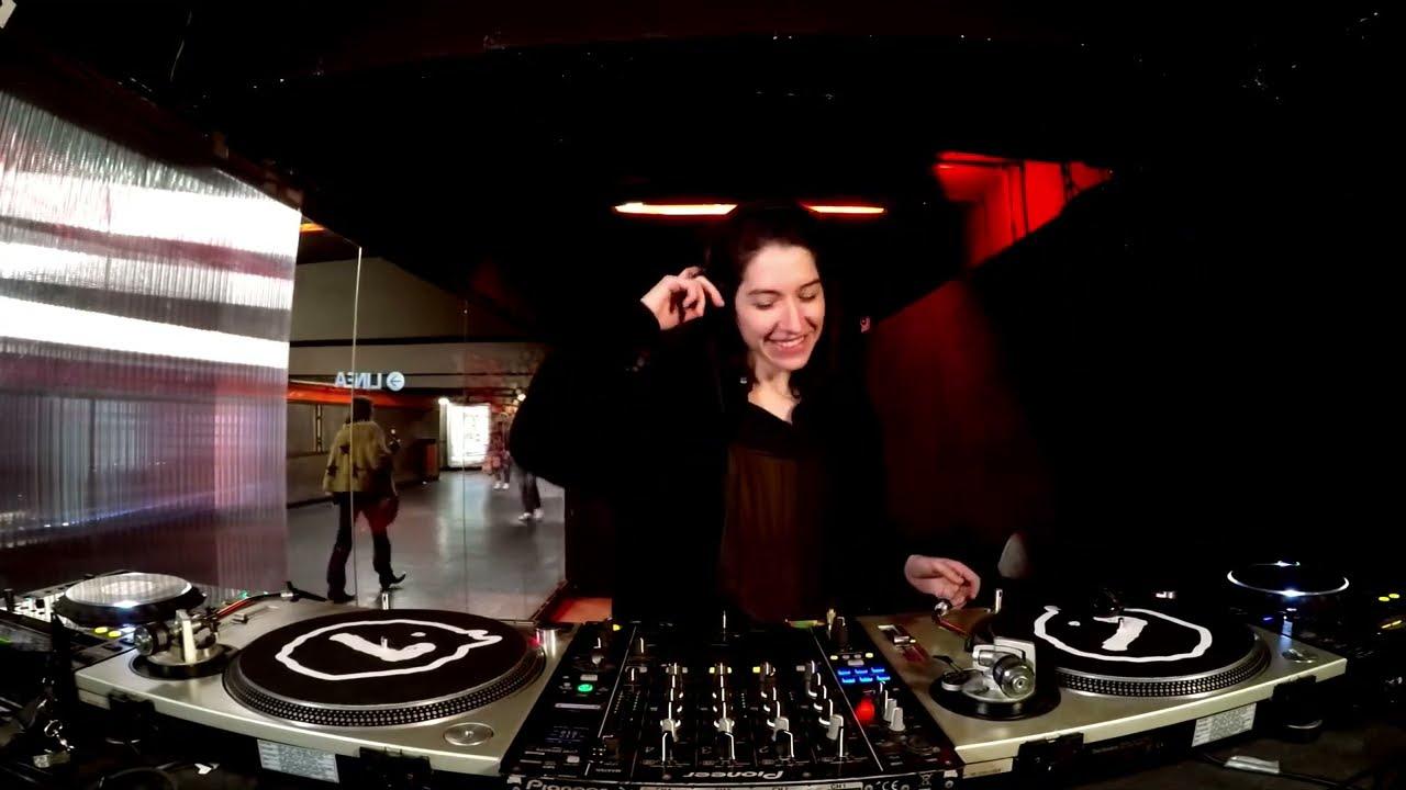 DETAILS SOUND pres. MUTAFORMA with LUCE CLANDESTINA