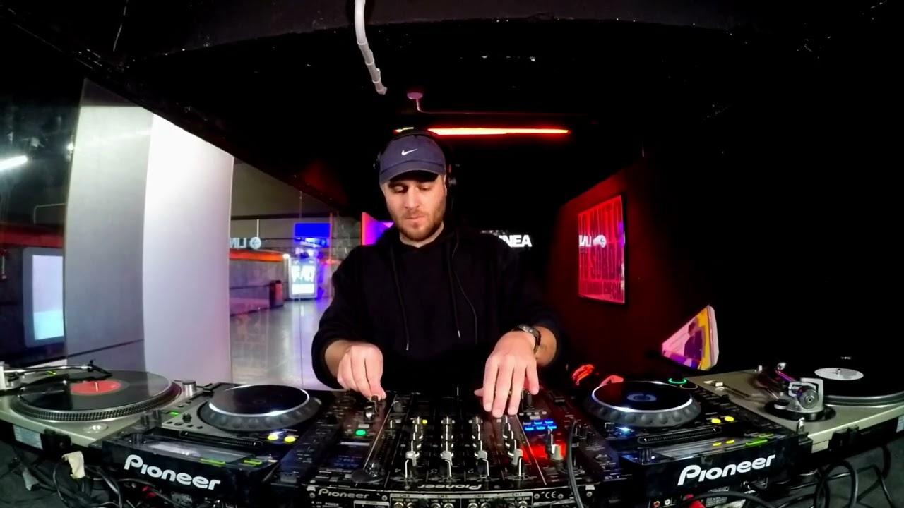 DEVOZIONI BALEARI with MIKE BOVE