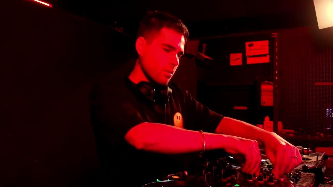 LUCUS pres. SIMÓN